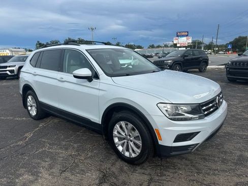 Used 2018 Volkswagen Tiguan SEL AWD/4WD image 1