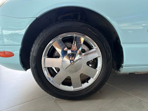 Used 2003 Ford Thunderbird image 10