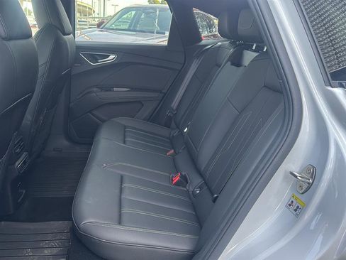 Used 2025 Audi Q4 e-tron Premium Plus w/ Premium Plus image 14