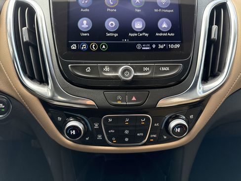 Used 2023 Chevrolet Equinox Premier image 20