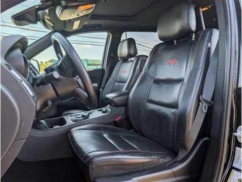 Used 2017 Dodge Durango R/T w/ Technology Group AWD/4WD image 17