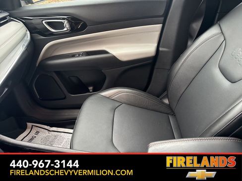 Used 2022 Jeep Compass Limited image 16