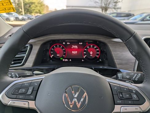 New 2026 Volkswagen Atlas SEL Premium R-Line AWD/4WD image 42