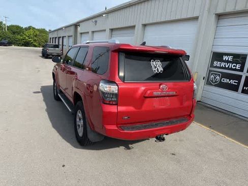 Used 2016 Toyota 4Runner SR5 AWD/4WD image 16