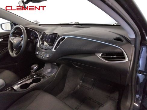 Used 2023 Chevrolet Malibu LS image 37