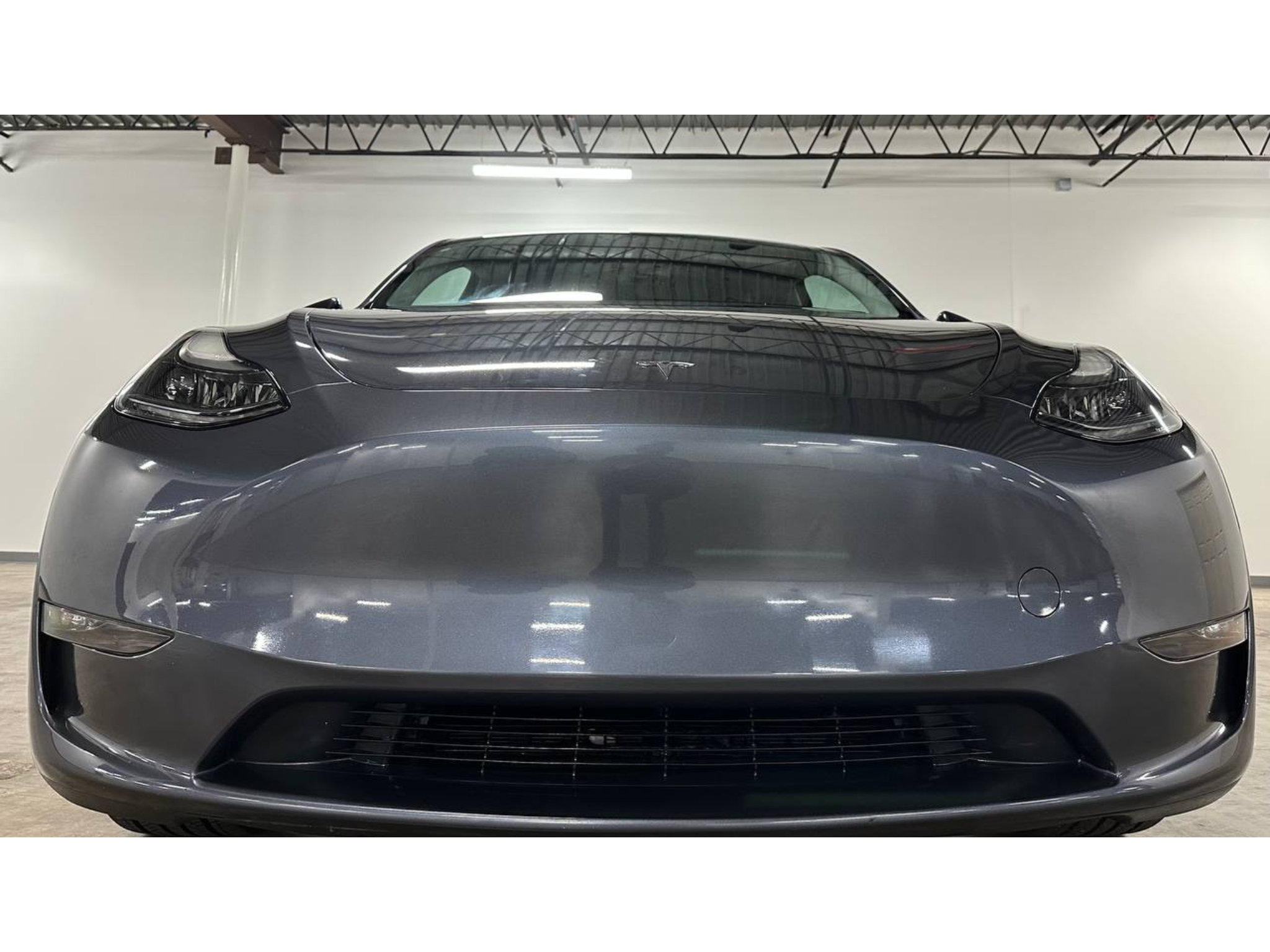 Used 2023 Tesla Model Y Long Range AWD/4WD image 3