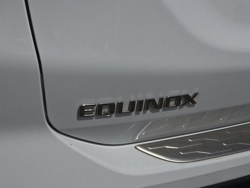 Used 2022 Chevrolet Equinox LS w/ LPO, Chrome Package AWD/4WD image 21