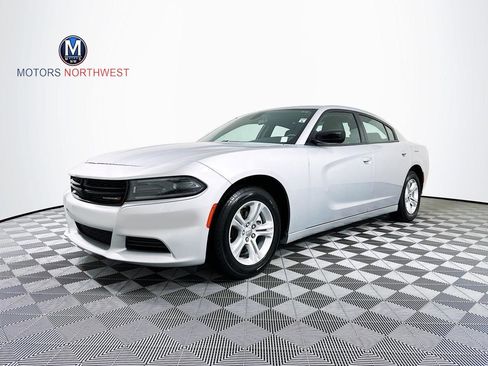 Used 2023 Dodge Charger SXT image 1