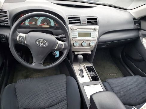 Used 2009 Toyota Camry CE image 12