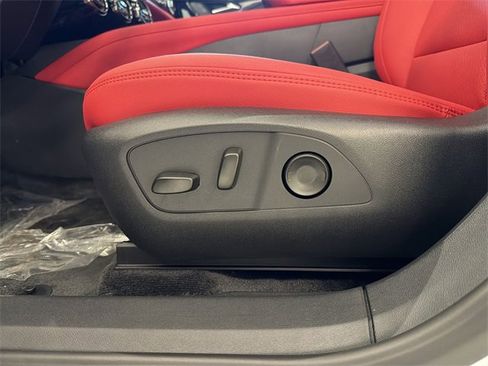 New 2026 Chevrolet Blazer EV SS image 24