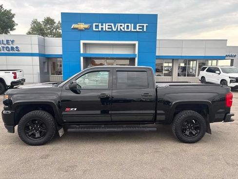 Used 2018 Chevrolet Silverado 1500 LTZ Z71 w/ LTZ Plus Package AWD/4WD image 1