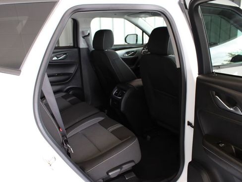 Used 2025 Chevrolet Blazer LT FWD image 51