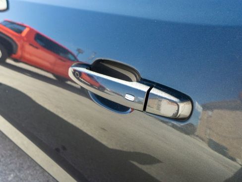 Used 2017 Chevrolet Camaro SS image 9