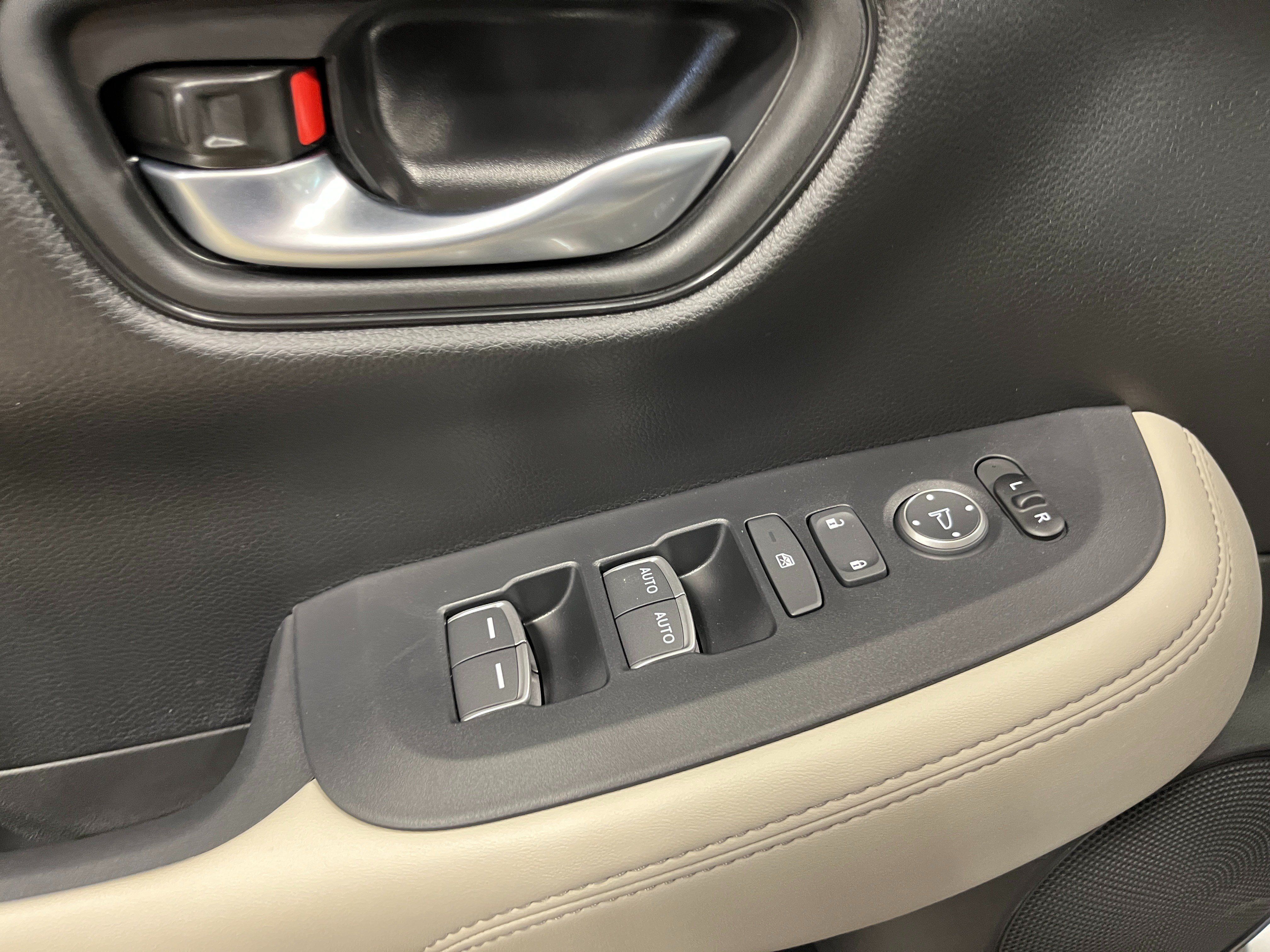 New 2027 Honda HR-V EX-L image 16