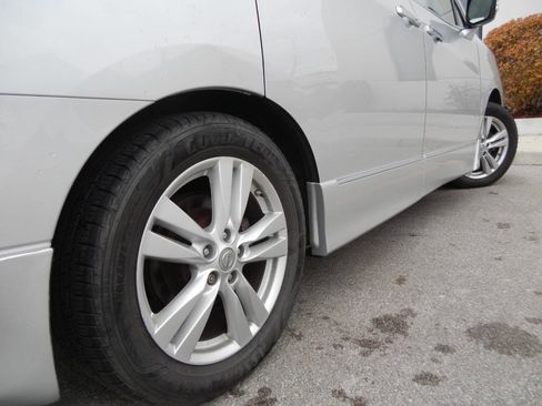 Used 2012 Nissan Quest SL w/ Value Cargo Pkg image 21