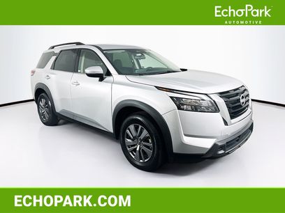 Used 2025 Nissan Pathfinder SV