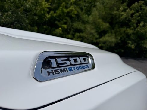 Used 2024 RAM 1500 Laramie RWD image 23