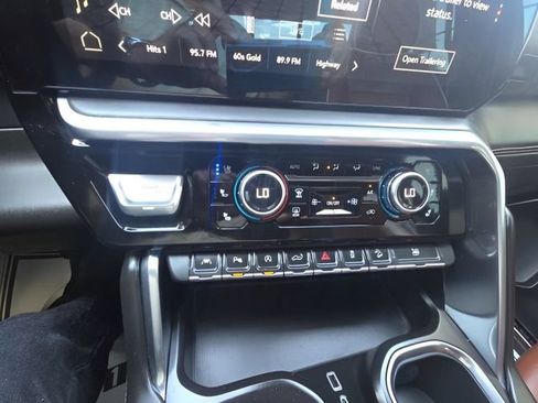 Used 2023 GMC Sierra 1500 Denali Ultimate AWD/4WD image 15