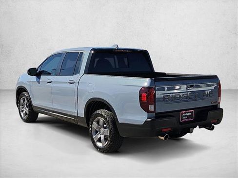 Used 2025 Honda Ridgeline TrailSport image 8