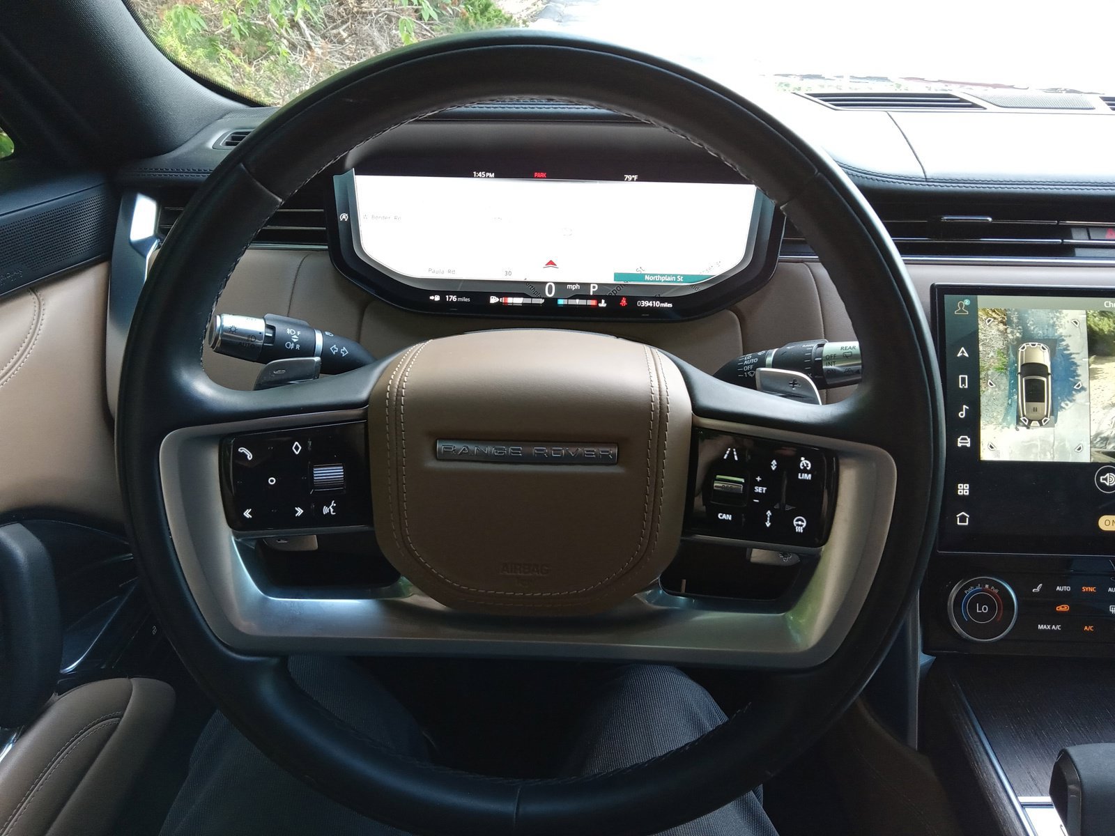 Used 2022 Land Rover Range Rover Long Wheelbase SE AWD/4WD image 12