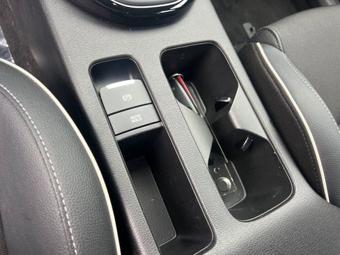 Used 2024 Kia Forte GT-Line w/ GT-Line Premium Package image 30