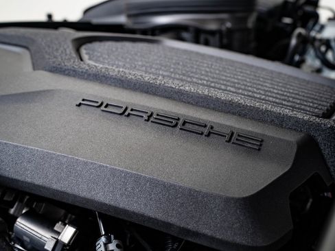 New 2026 Porsche Macan Turbo image 55