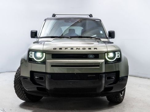 Used 2023 Land Rover Defender 110 X-Dynamic SE AWD/4WD image 10