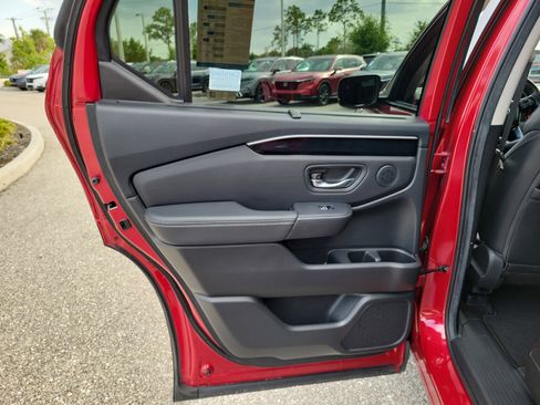 Certified 2024 Honda Pilot EX-L image 15