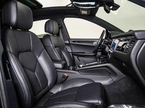 Used 2022 Porsche Macan S AWD/4WD image 15