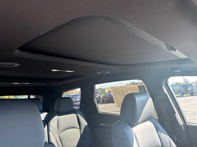 Certified 2022 Buick Enclave Premium w/ Experience Buick Package FWD image 10