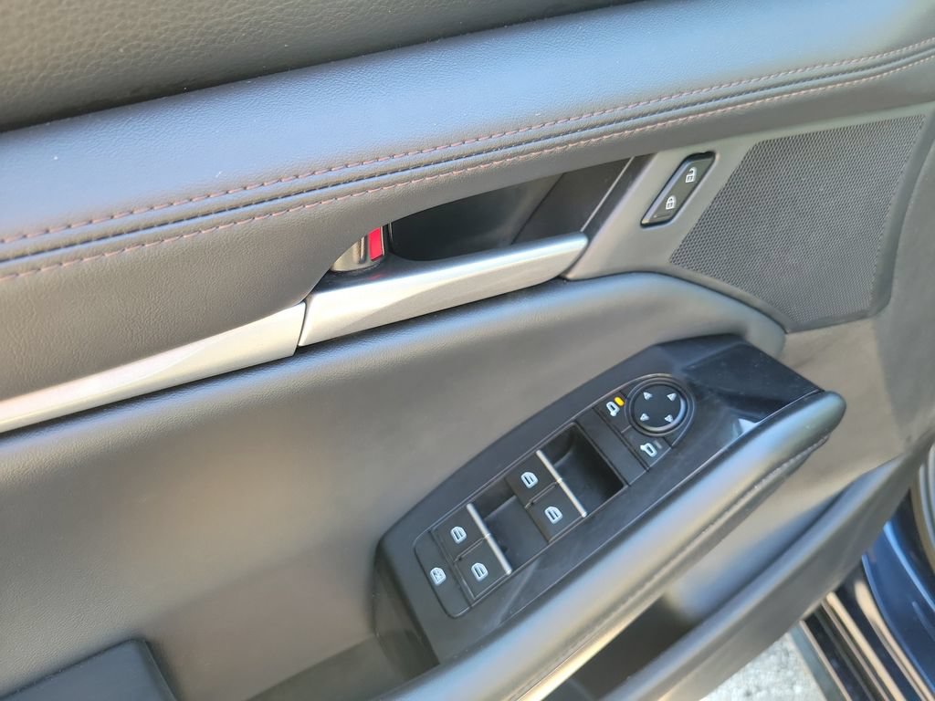 Used 2024 MAZDA MAZDA3 s FWD image 24