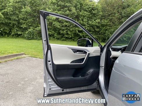 Used 2023 Toyota RAV4 Limited image 14
