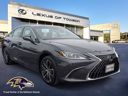 Certified 2025 Lexus ES 300h w/ Premium Package