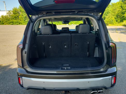 Used 2024 Kia Telluride EX FWD image 18