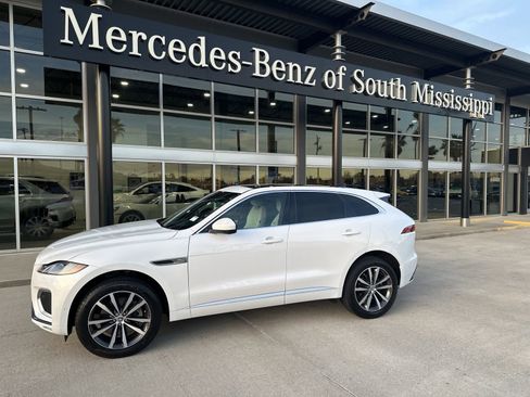 Used 2026 Jaguar F-PACE R-Dynamic S image 2