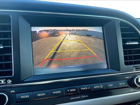 Used 2018 Hyundai Elantra Value Edition w/ Cargo Package image 16