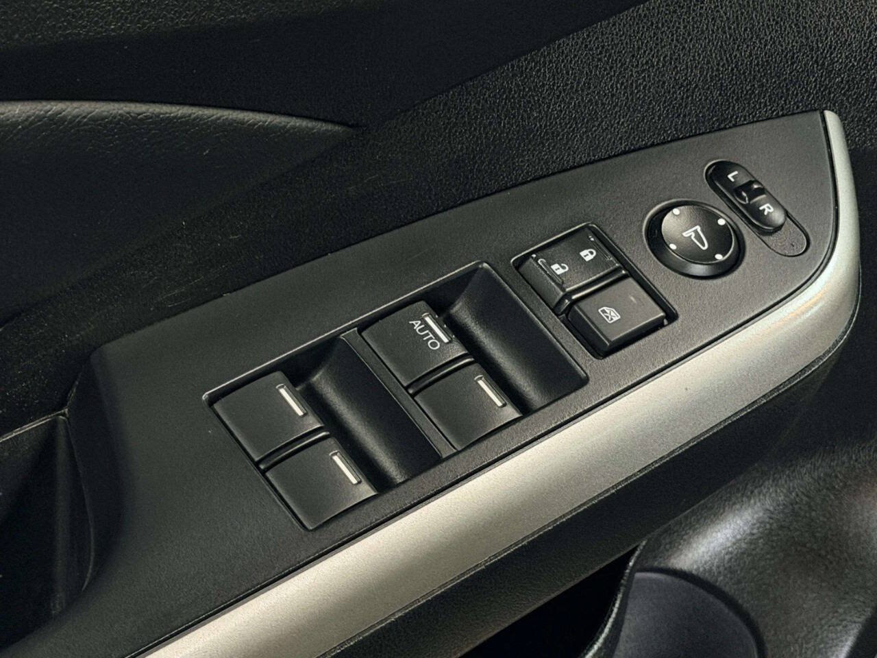 Used 2013 Honda CR-V EX-L image 16