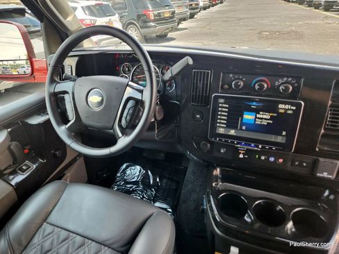 Used 2024 Chevrolet Express 2500 image 38