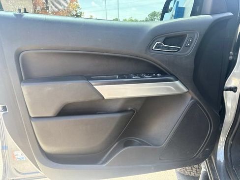 Used 2022 Chevrolet Colorado ZR2 AWD/4WD image 13