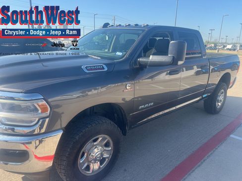 Used 2019 RAM 2500 Tradesman w/ Towing Technology Group image 1