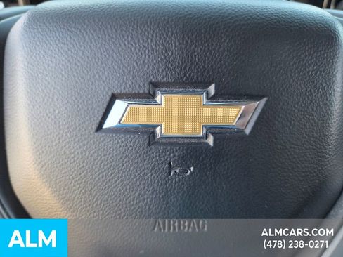 Used 2025 Chevrolet Silverado 1500 LT image 24