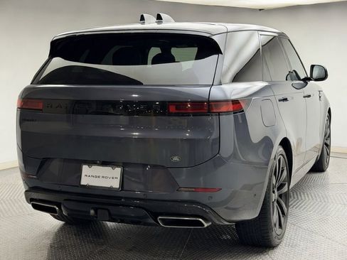 Used 2024 Land Rover Range Rover Sport Dynamic SE image 3