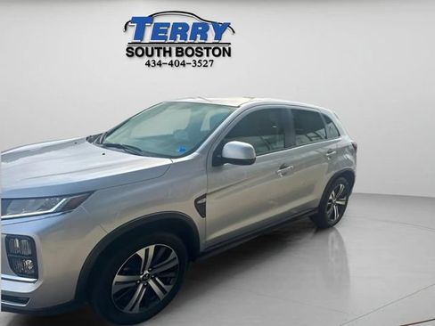 Used 2025 Mitsubishi Outlander Sport ES AWD/4WD image 3