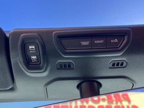 Used 2022 Jeep Wrangler Unlimited Rubicon 4xe image 3