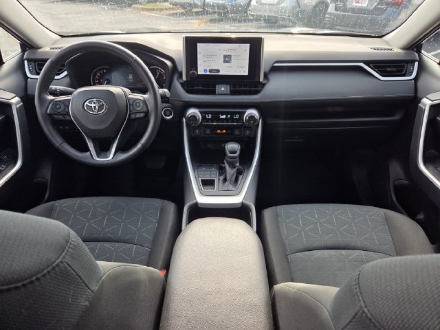 Used 2024 Toyota RAV4 XLE AWD/4WD image 12