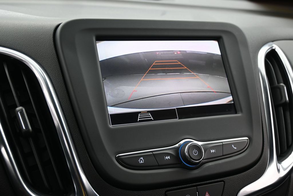 Used 2024 Chevrolet Equinox LT FWD image 18