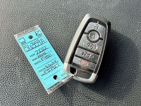 Used 2022 Ford F150 Lariat w/ Max Trailer Tow Package image 28