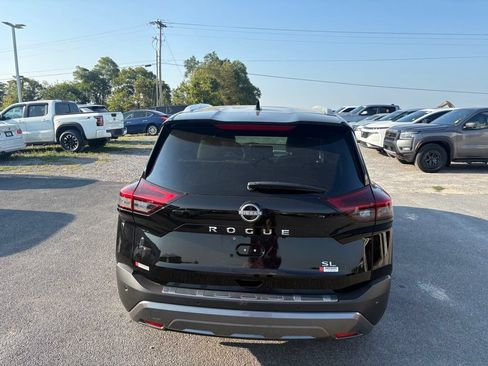 Used 2023 Nissan Rogue SL w/ SL Premium Package FWD image 7