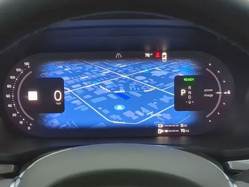 Certified 2025 Volvo S60 T8 Plus AWD/4WD image 31