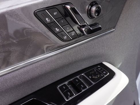 New 2026 Cadillac Escalade IQL Luxury image 15